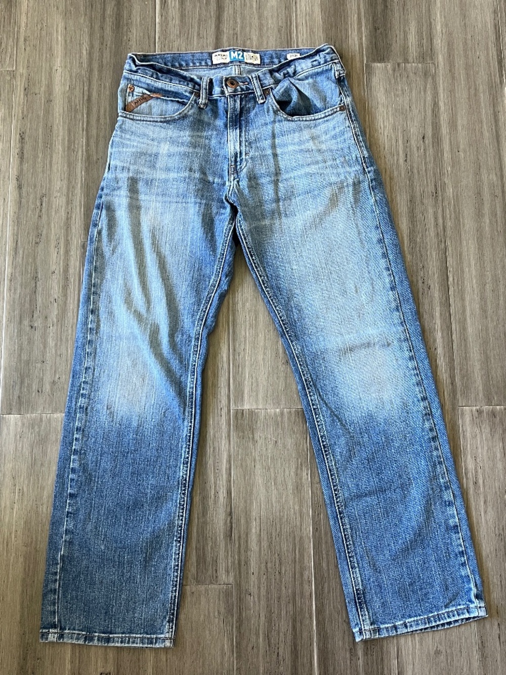 Ariat Legacy M2 Traditional Relaxed Fit Bootcut Denim Jeans 31/32